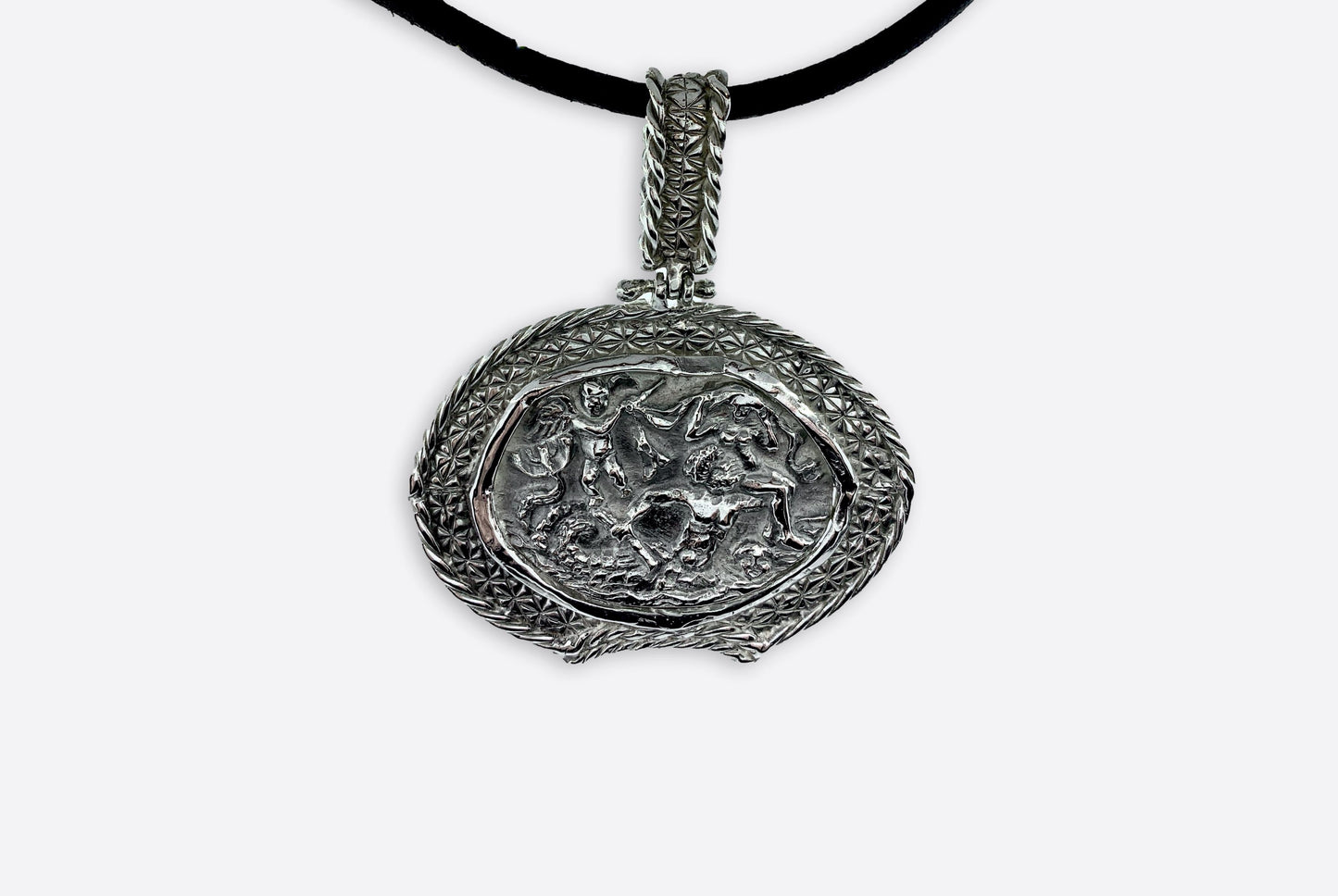 Pendente artigianale in Argento con calco di Nettuno.